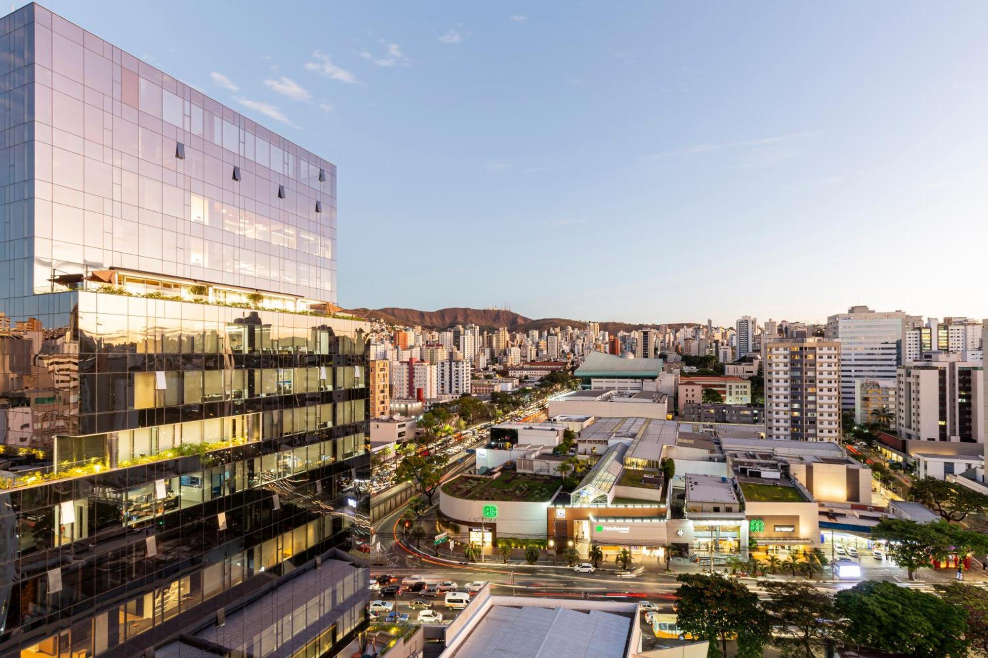 Max Savassi Apart Service Belo Horizonte Exteriér fotografie